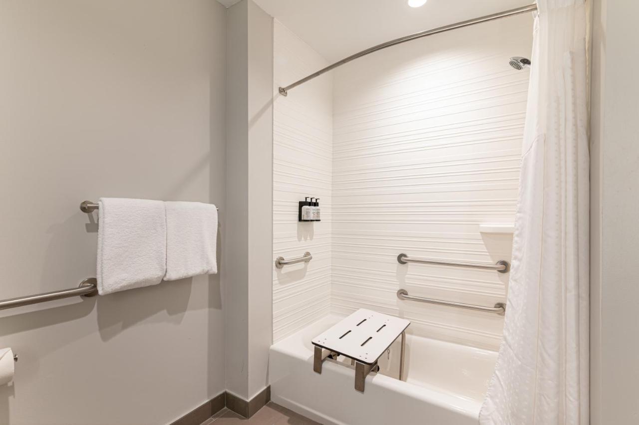 Avid Hotel Summerville By Ihg Экстерьер фото